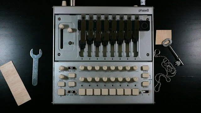 Oscillator Sink entfesselt den Korg Phase 8: Eine Klangwaffe mit ungenutztem Chaos