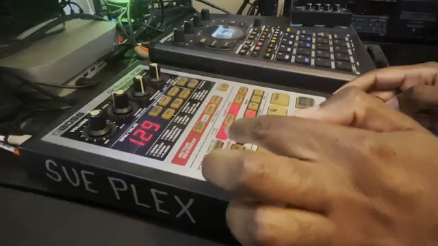 Verysickbeats beweist: Altes Gear knallt noch – SP-303 vs SP-404MKII Beat-Session