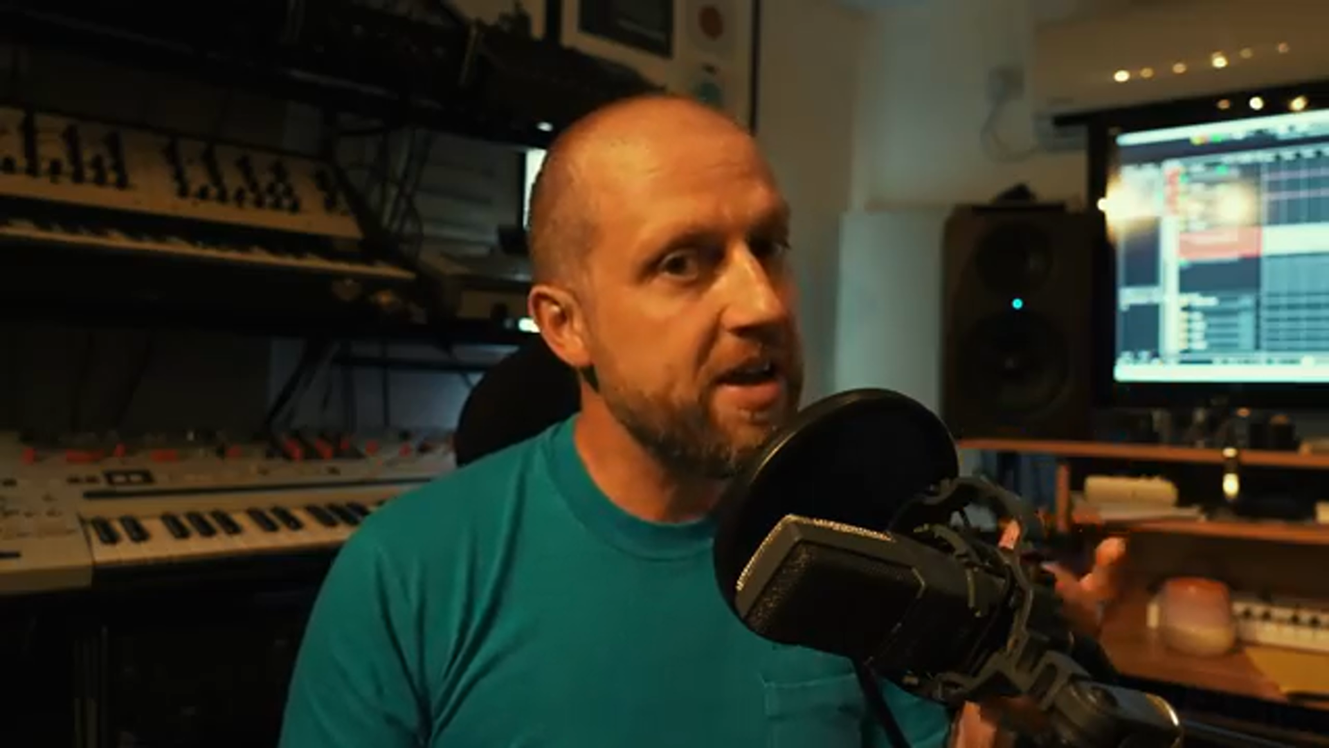 AlexBallMusic erforscht die Synthesizer hinter OMDs ‚Enola Gay‘