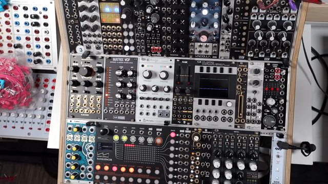 Das passiert, weil ich jetzt im Grunde meine Hüllkurve ein wenig durch die Stille synchronisiere.”