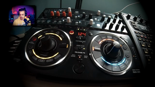 Für mich fühlt es sich irgendwie leer an. Es fühlt sich irgendwie so an, als würdest du da drüben rumdümpeln.