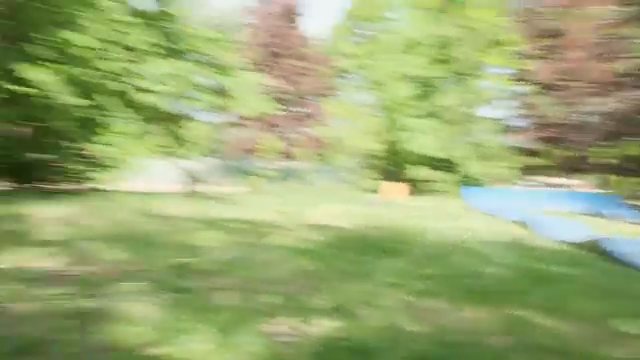 Diese sind nun fertiggestellt und sollten binnen zwei Wochen in den Läden und in den Händen der Menschen sein.