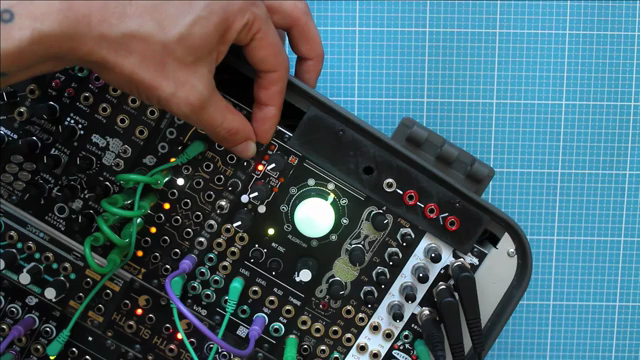 Wie ihr hören könnt, kann die Resonanz sehr aggressiv sein.