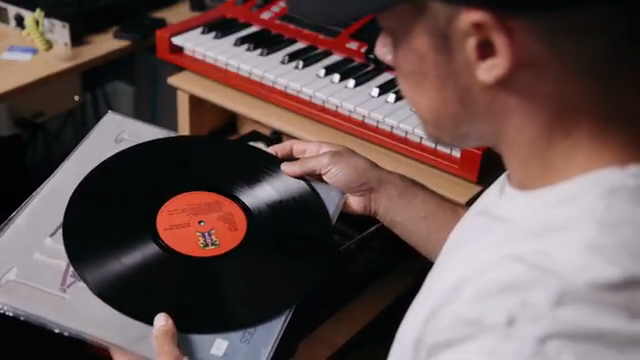 nichts davon wird gut klingen, wenn wir nicht wissen, wie oder wo wir nach Samples suchen müssen, die zu deiner Energie passen