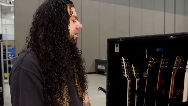 Oh, wow, es ist sehr Hendrix trifft James Hetfield.”