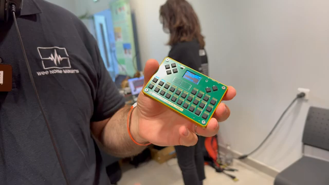 Es ist eine voll integrierte Groovebox.