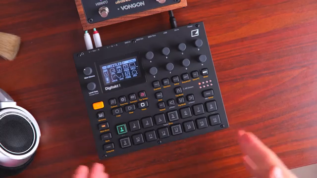 Das coole, was ich am Digitakt II finde, ist, dass er zwar komplex wird, aber gleichzeitig so organisiert ist, dass er trotzdem ziemlich…