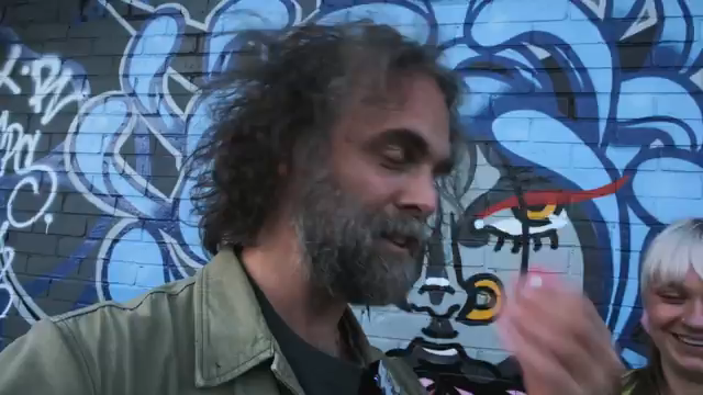 Die elektrische Essenz von Nadia Struiwigh mit True Cuckoo