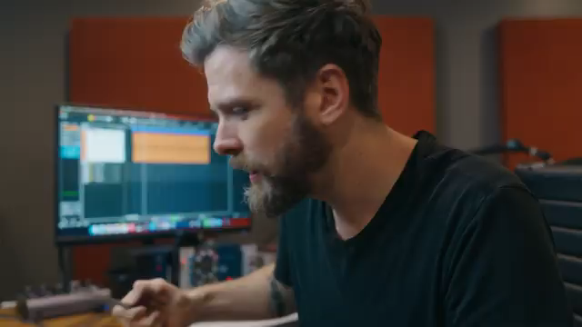 AndrewChapmanCreatives Junkyard-Jams: Beats aus dem Keller