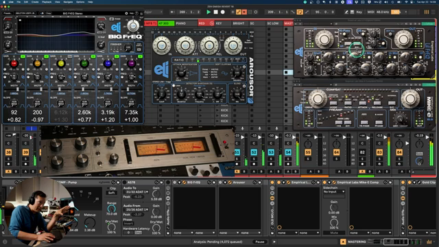 Die Empirical Labs eigenen Emulationen klingen im Bassbereich kohärenter.