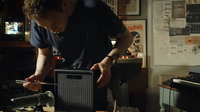 TheCrowHillCo und die klanglichen Abenteuer der Verzerrung