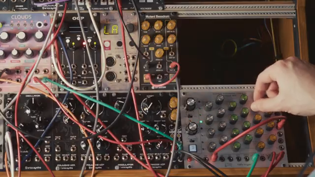 Punk-Modulationen: Optoproductions‘ Glitchy Drum-Frolic