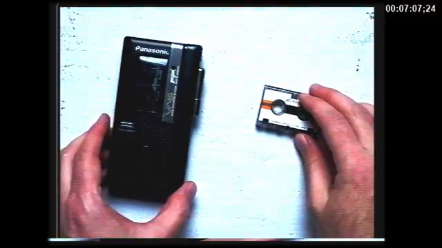 Heute machen wir einen tiefen Tauchgang in dieses ikonische Stück Notizgeschichte.