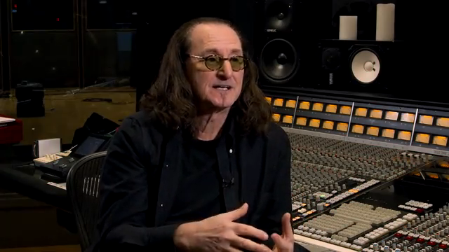 Moog Music Geddy Lee Minimoog Model D: Eine knallrote Hommage an die Prog-Legende