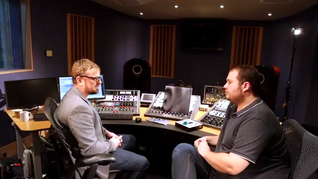 Ich würde immer empfehlen, zu einem Mastering-Ingenieur zu gehen.