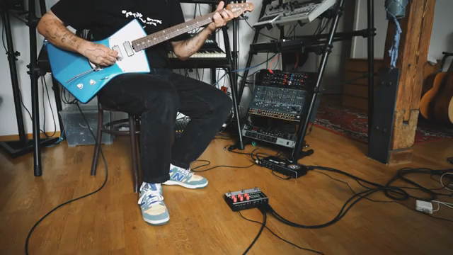 The four effects tracks can contain any effect.