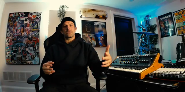 Each drum on the acoustic kit triggers a different note on the subsequent 37.