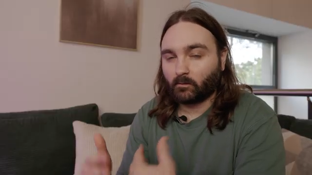 Something that I really like doing with the launch key when I'm trying to put bass lines together and I'm not quite there with the rhythm…