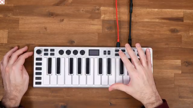 As a reminder the XSYNT is an all-in-one device so it's an MIDI interface, it's a MIDI controller, an audio interface and even an 10-voice…