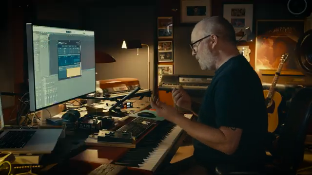 CROW HILLs Klangkartografie: Saiten und Schatten im Orchester-Deep Dive