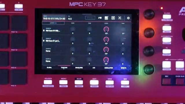 Akai Professional MPC Key 37: Tracks bauen mit Layern, Textur und Workflow-Finesse