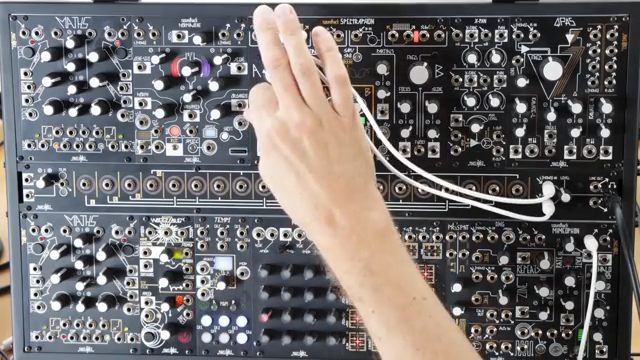 Make Noise Spectraphon: Spektrale Flummis und Echos im Array