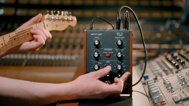 Behringer BM-13 PHASER: Klassischer Phaser, modernes Mojo
