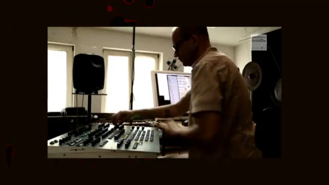 Nicht noch ein Aufnahmeprogramm, nicht noch ein weiteres Studio-Tool, sondern ein Werkzeug, das für Risiko geschaffen wurde.