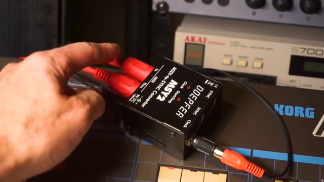 It outputs a clock signal, which I can use to trigger the arpeggio trigger in on the Poly 61.