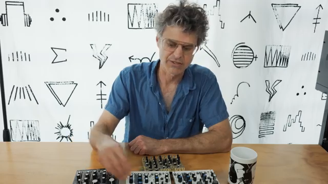 Wenn jede dieser Schaltungen unterschiedlich auf verschiedene Raten, mit unterschiedlichen Slew-Rates, reagiert, dann kann ein LFO wie drei…