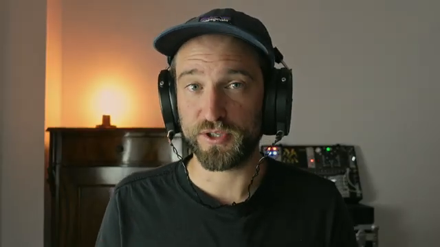 Es hat mir eine wertvolle Lektion erteilt, die mich bis heute begleitet: Man muss beim Sounddesign über Oszillatoren, Filter und Hüllkurven…