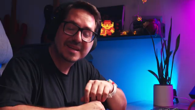 Eine weitere große Verbesserung gegenüber dem Mark II ist das kleine Display. Es ist winzig, aber sehr funktional und zeigt dir wichtige…