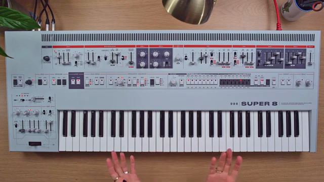 Das ist ein analoger Filter und der braucht ein bisschen Kalibrierung, wenn er wirklich genau stimmen soll.