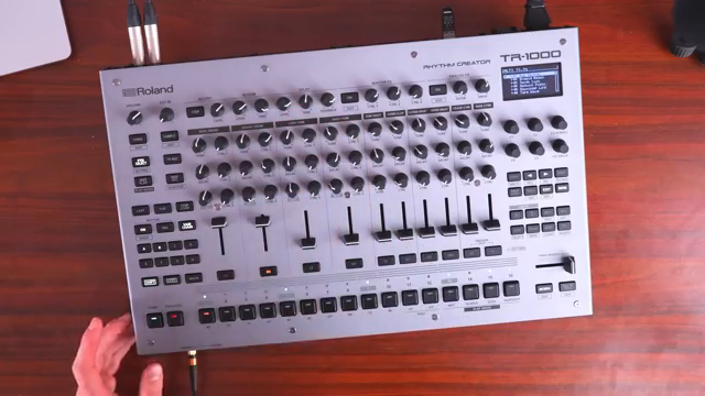 Es ist sehr klar, wenn ich alles laufen lasse, dass alles eingesaugt wird, damit diese Snare hier ein bisschen mehr Platz bekommt.