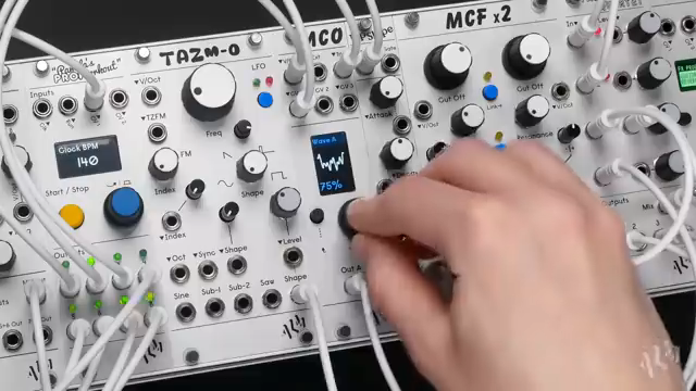 Der MCO bietet eine große Bandbreite musikalischer Sounds in einem praktischen und kompakten 6HP-Format mit einer einfach zu bedienenden…