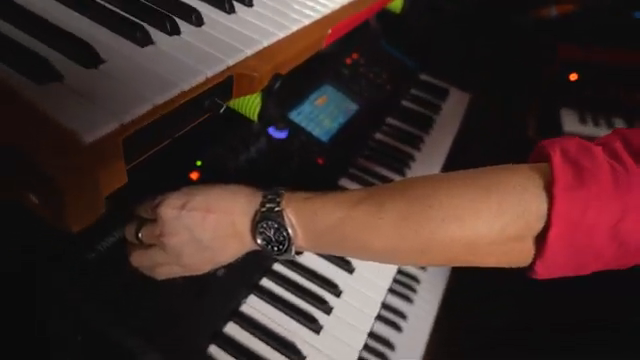 Jetzt haben wir ein doppeltes Rhodes. Ein echtes und ein gefaktes.