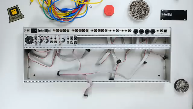 Es bietet alles, was du brauchst, um vom ersten Moment an eine riesige Klangvielfalt zu erzeugen.