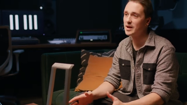 Dual-Infrarotkameras sind in der Lage, 27 verschiedene Gelenke in jeder Hand zu verfolgen.