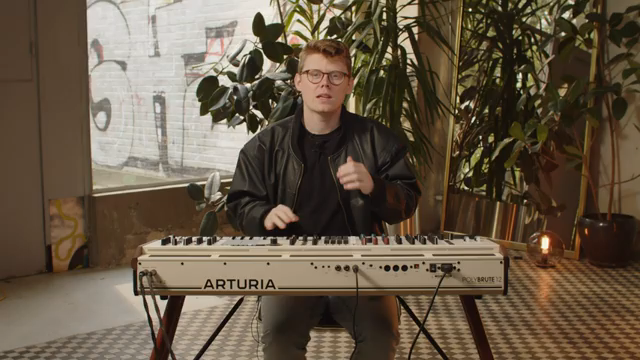 Die Onboard-Effektsektion des PolyBrute 12 bietet üppige digitale Effekte wie Delay, Reverb, Phaser, Chorus und Flanger.