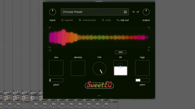 Der Lift-Regler sorgt für Präsenz und hilft, dass etwas im Mix durchkommt, und der Density-Fader verleiht dünnen Sounds mehr Punch.