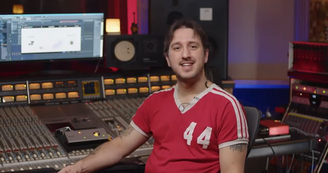 Dieses Projekt zeigt, wie EFX Ambient nicht nur als räumlicher Effekt, sondern als kreatives Werkzeug zur Formung von Klang, Bewegung und…