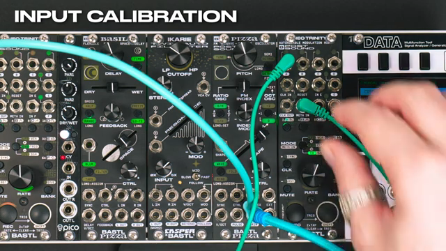 Einfach das Kabel anschließen und es wird automatisch kalibriert.