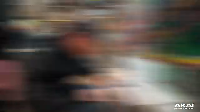 Seit Akai die Stems eingeführt hat, ist es wie eine ganz neue Art, an das Sampling heranzugehen und alle Elemente zu trennen.