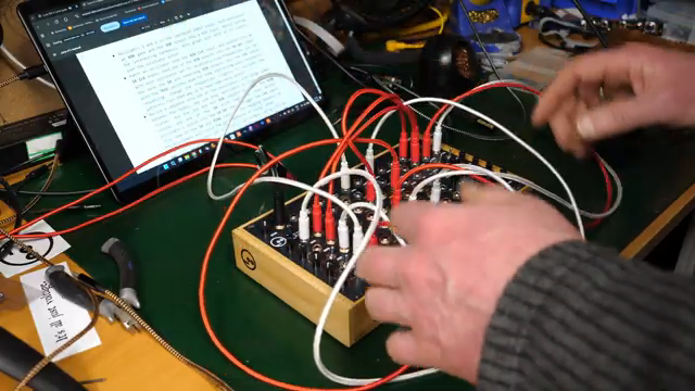 Das Schöne an Neutral Labs-Kisten ist, dass sie auf ihre Weise unverständlich, aber auch experimentell, faszinierend, fesselnd, glitchy und…