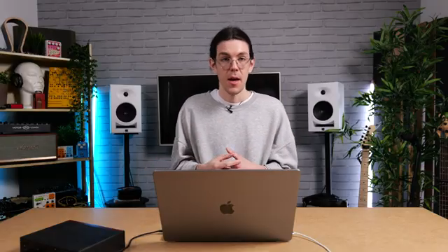 Wenn du an alte Sampler wie den SP-1200 oder den MPC-60 denkst – das waren digitale Sampler, die aber mit niedrigeren Sample- und Bitraten…