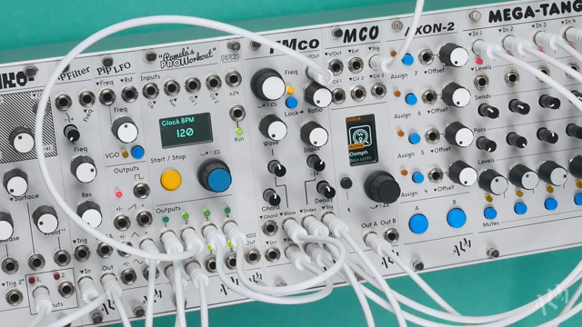 Der FMCO ist eine kompakte FM-Synthesizer-Voice mit zwei Operatoren, die auf Spaß und unmittelbare Spielfreude ausgelegt ist.