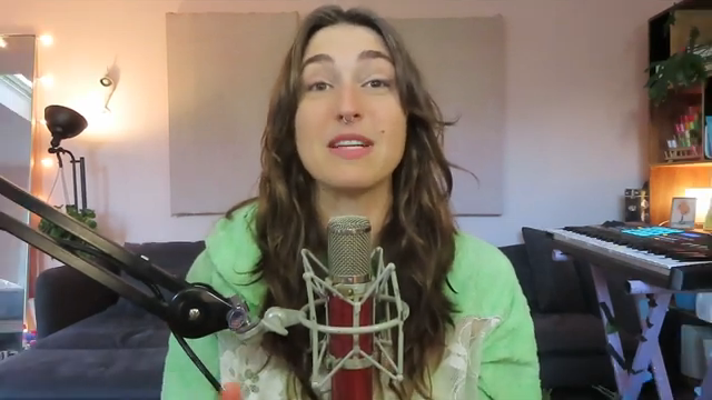 Wir haben wie so einen riesigen Köcher an Techniken, die wir nutzen können, und für jeden Song wählen wir aus, wie wir diese Techniken…