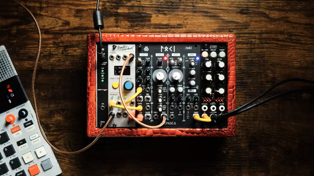 The Unperson’s 40HP Rave-Bunker: Mini Modular Mono Synth mit Wumms