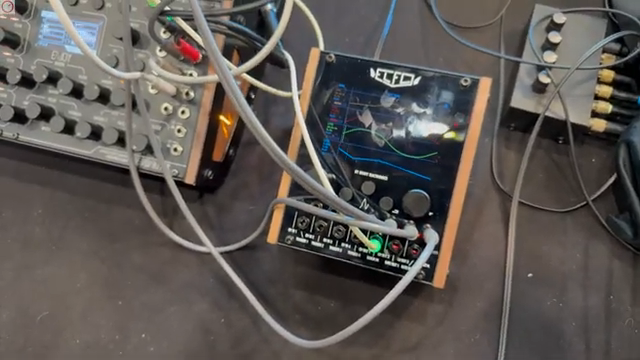 SYNTH ANATOMY entfesselt The DON & ELFO: Quad-FX-Rave für Buchla!