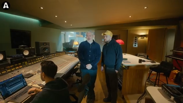 Pedro muss nur Datei öffnen, neue Session geladen, Kopfhörermix steht.